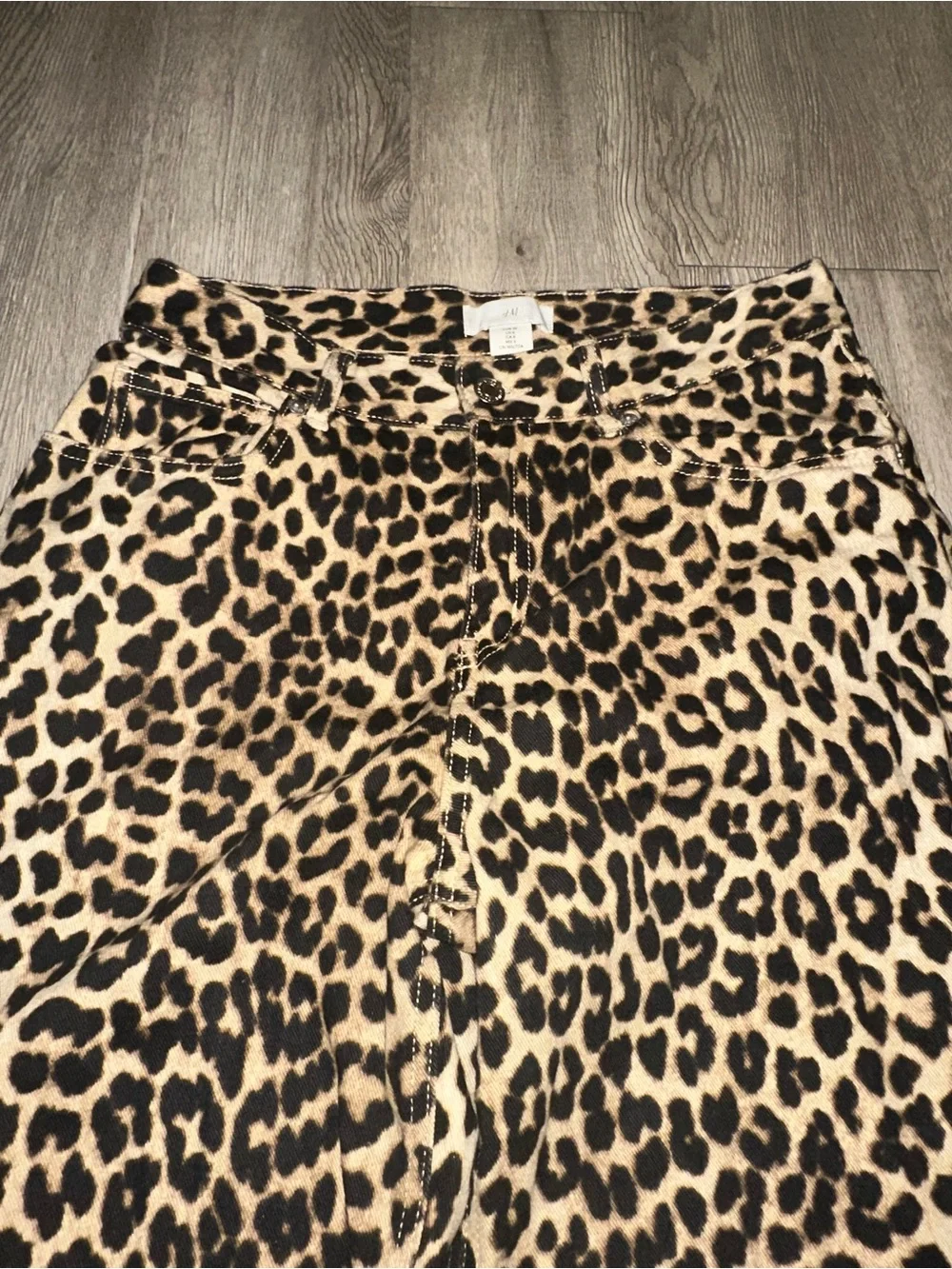 H&M Leopard Print Pants Wide Leg Denim Trendy Style Casual Womens Sz 6
